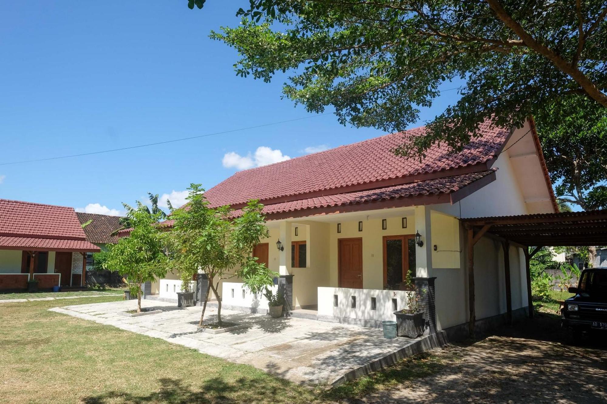 Reddoorz Syariah Near Alun Alun Wonosari Otel Dış mekan fotoğraf